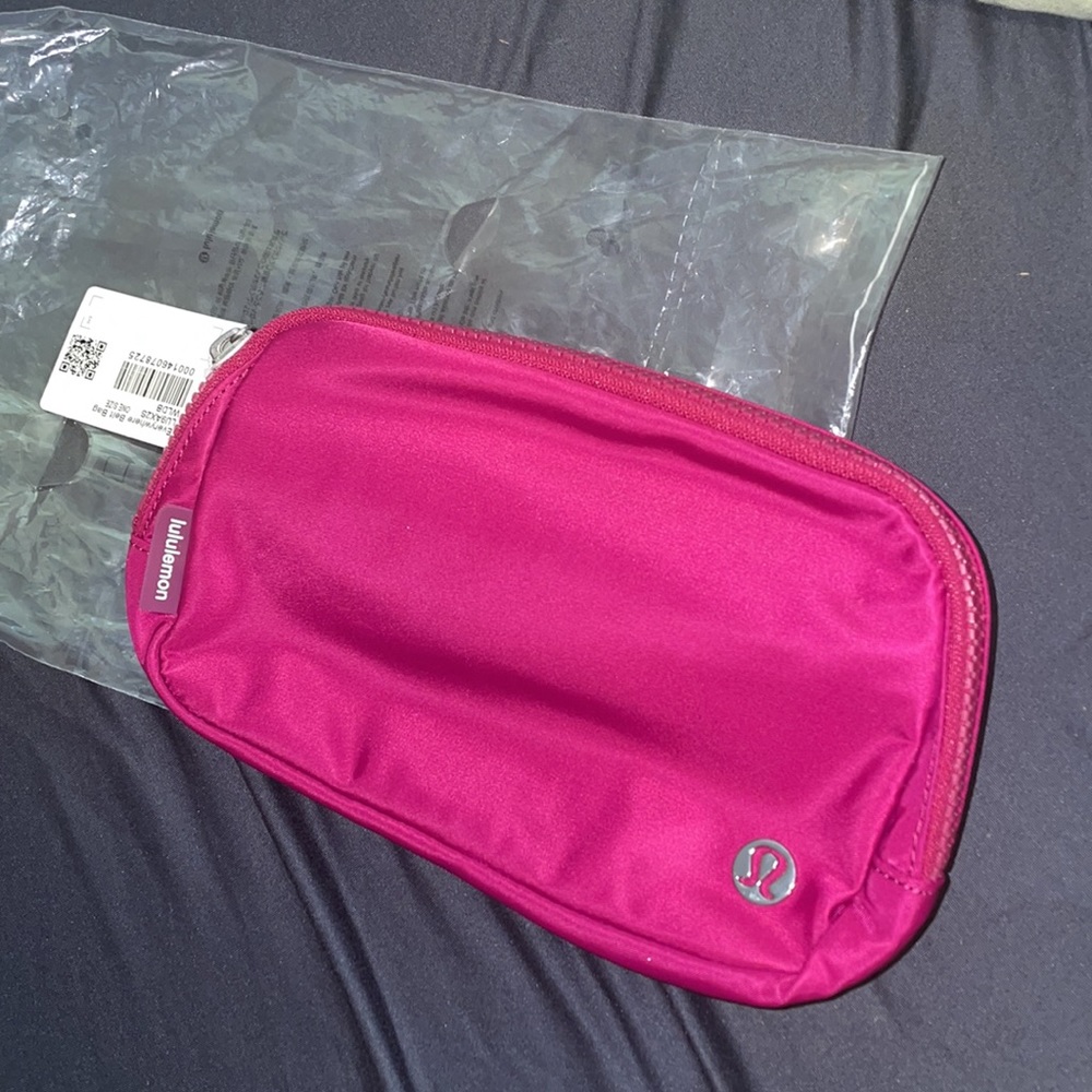 Lululemon belt bag